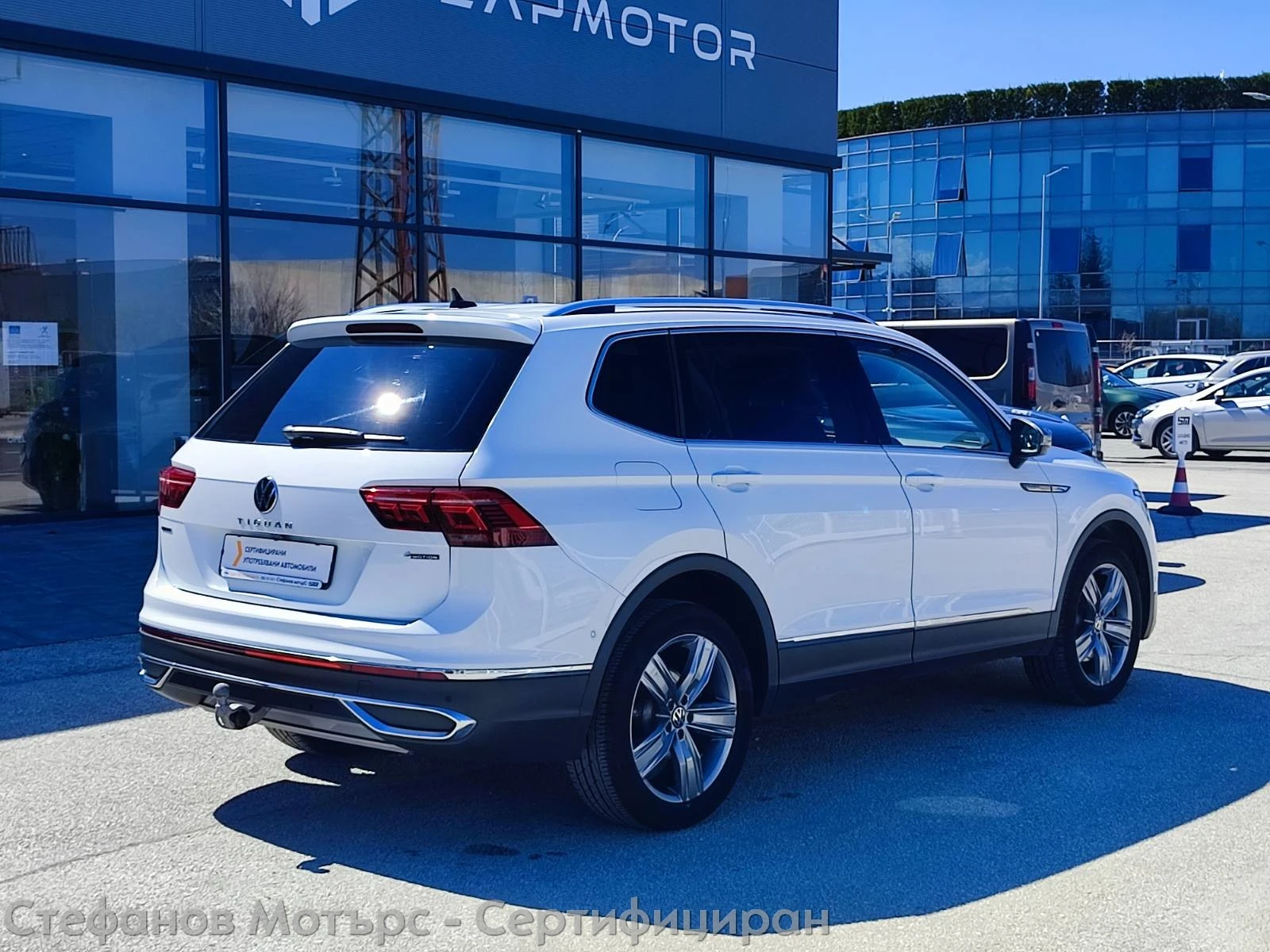 VW Tiguan Allspace 6+ 1 Elegance  4Motion 2.0TDI (200hp) DSG, снимка 8 - Автомобили и джипове - 54120460