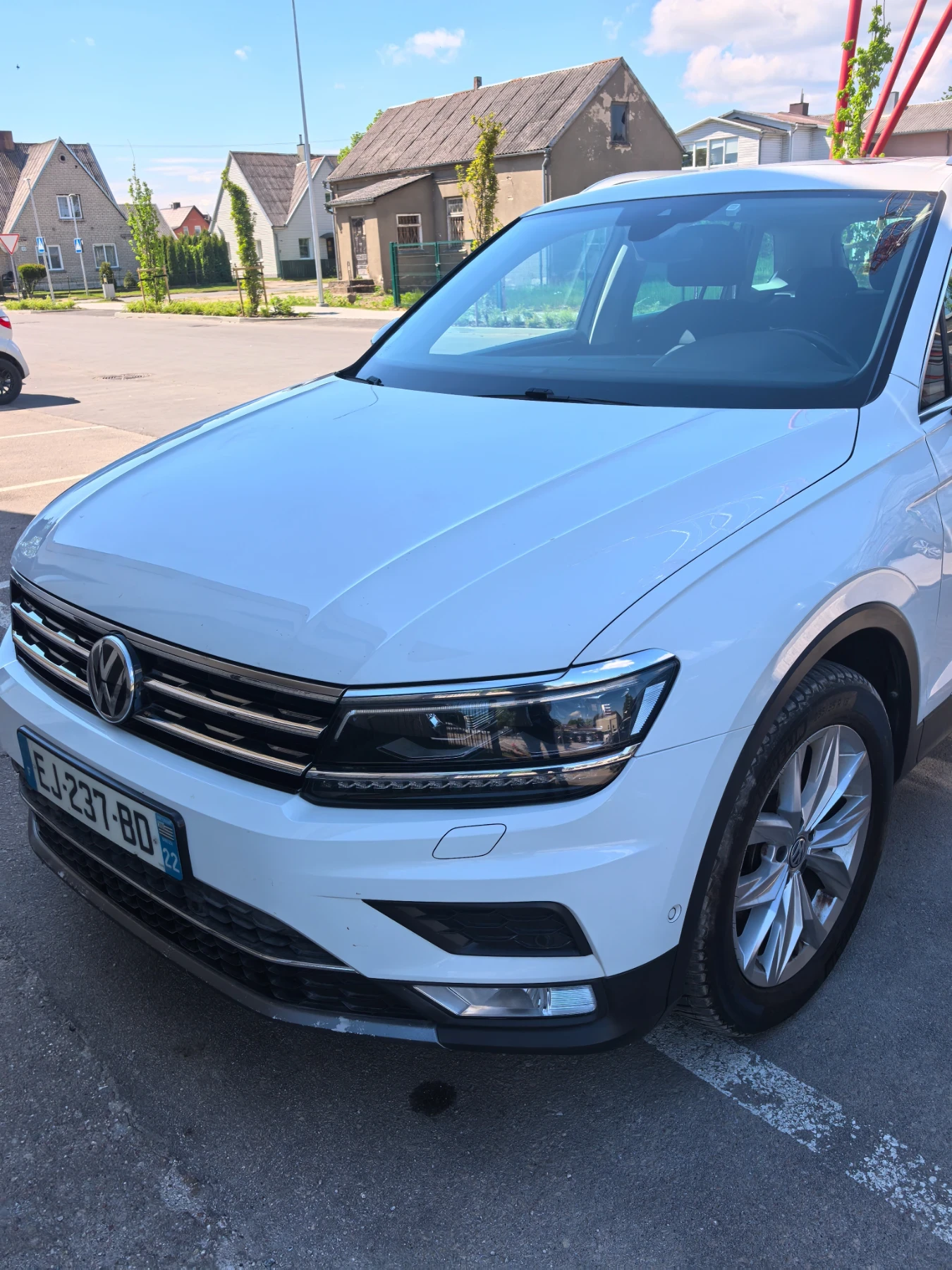 VW Tiguan, снимка 5 - Автомобили и джипове - 54635622