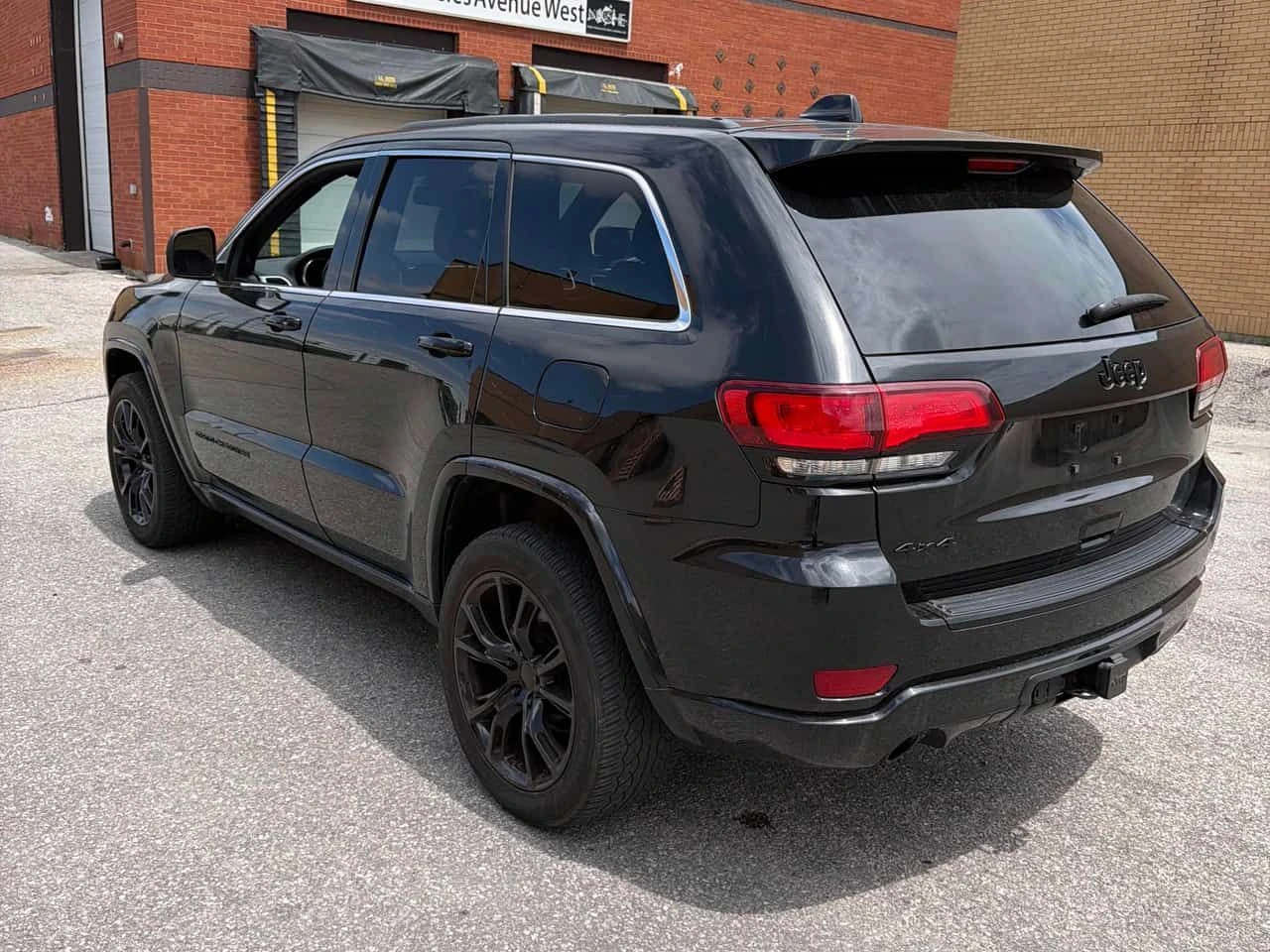 Jeep Grand cherokee * Laredo * CARFAX * ЦЕНА ДО БГ, снимка 17 - Автомобили и джипове - 54870017