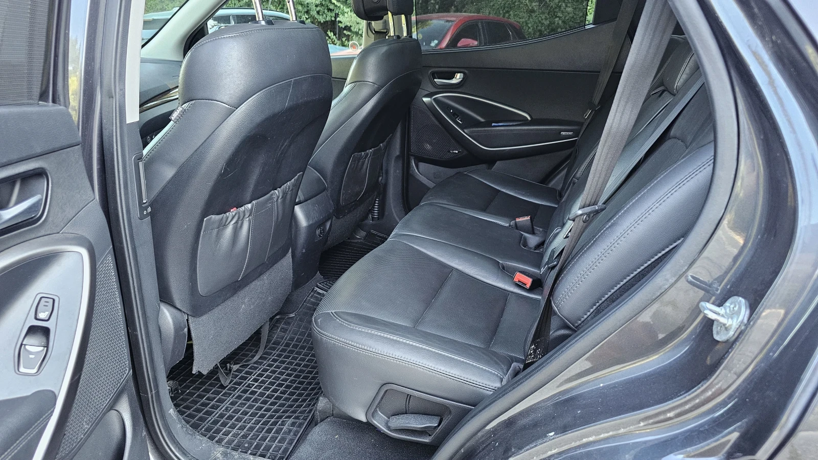 Hyundai Santa fe Sport 2.4 GDI AWD, снимка 8 - Автомобили и джипове - 56017533
