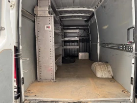 Iveco 35c18, снимка 7