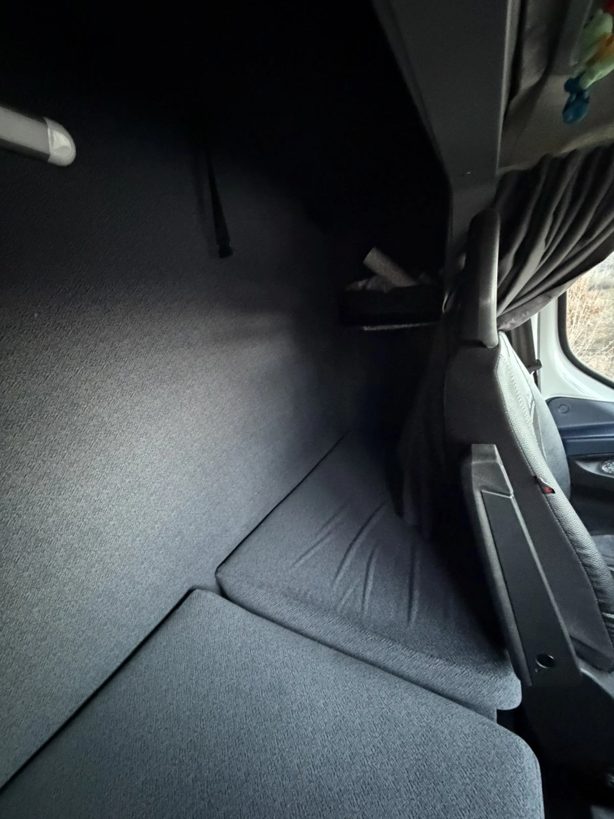 Iveco 35S18, снимка 11 - Бусове и автобуси - 53775322