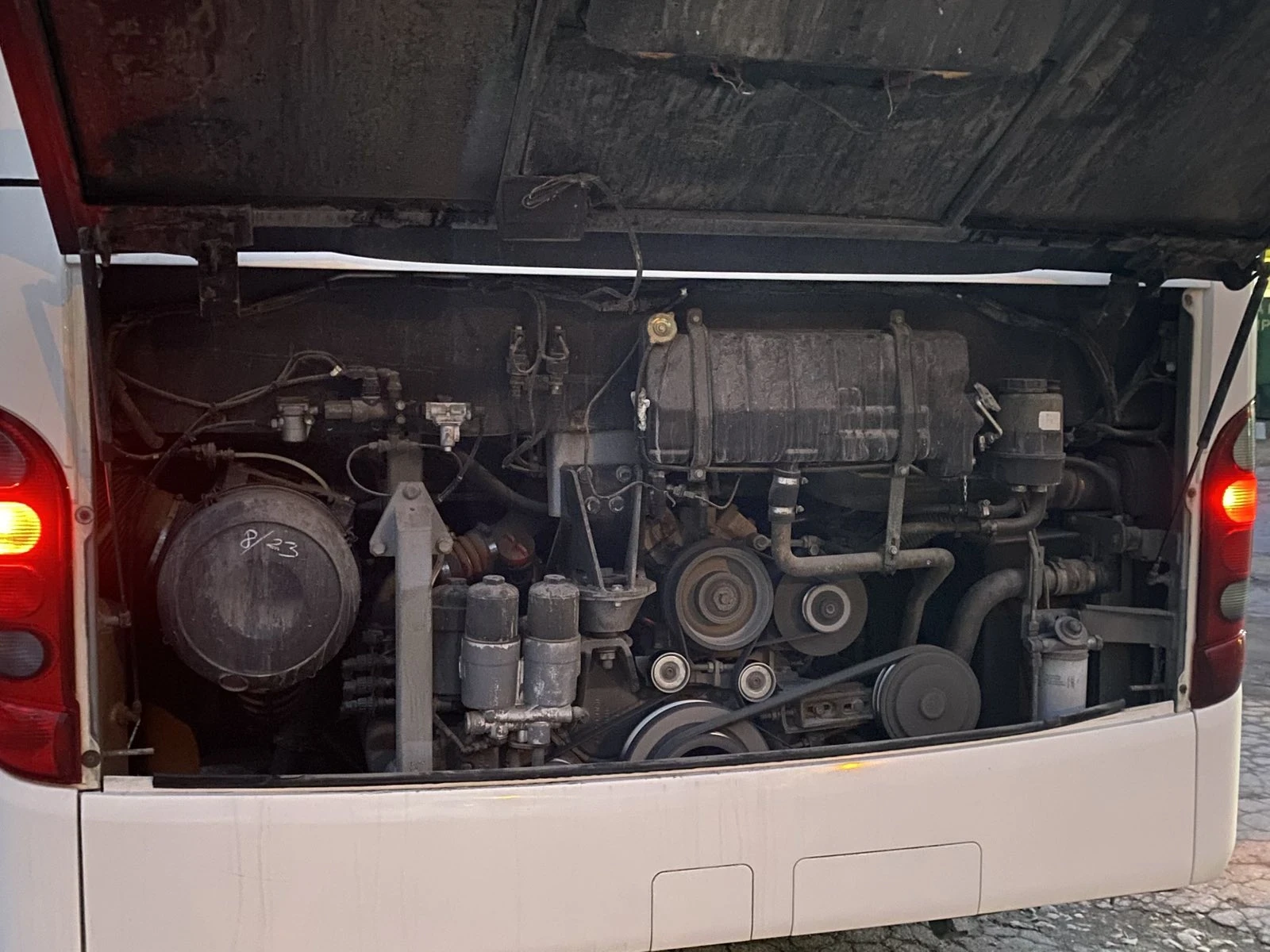 Setra S 415ul, снимка 15 - Бусове и автобуси - 54360421