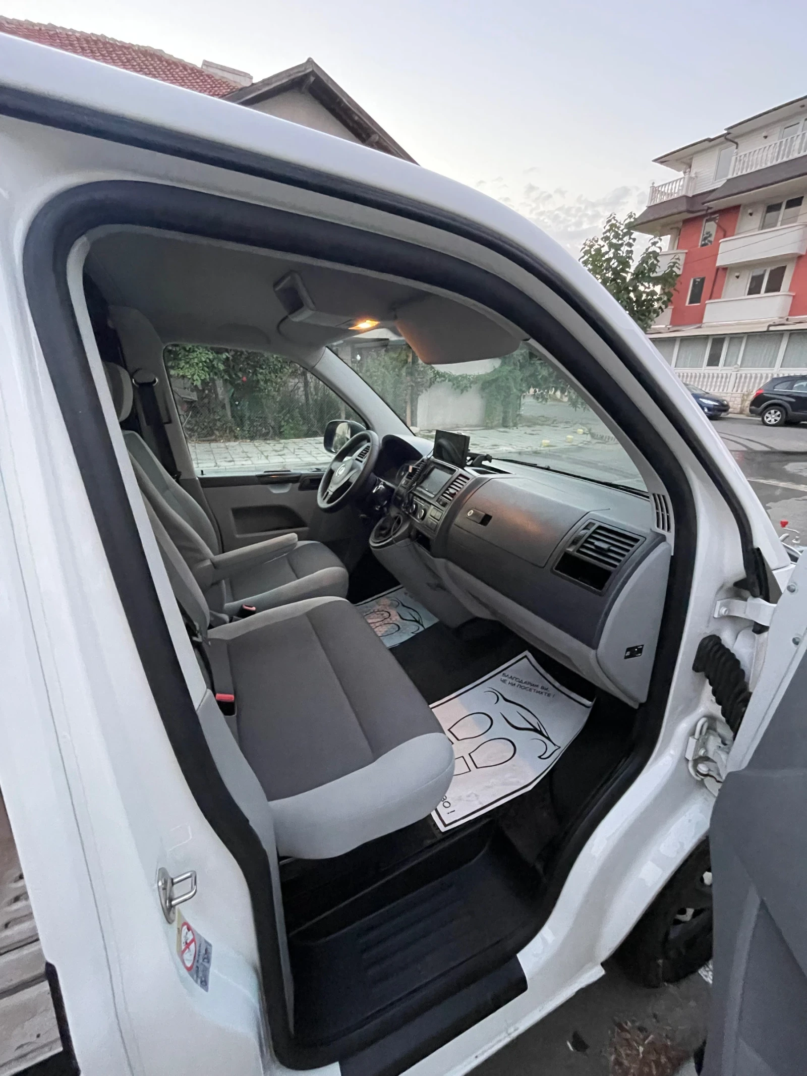 VW Transporter, снимка 10 - Бусове и автобуси - 55833987