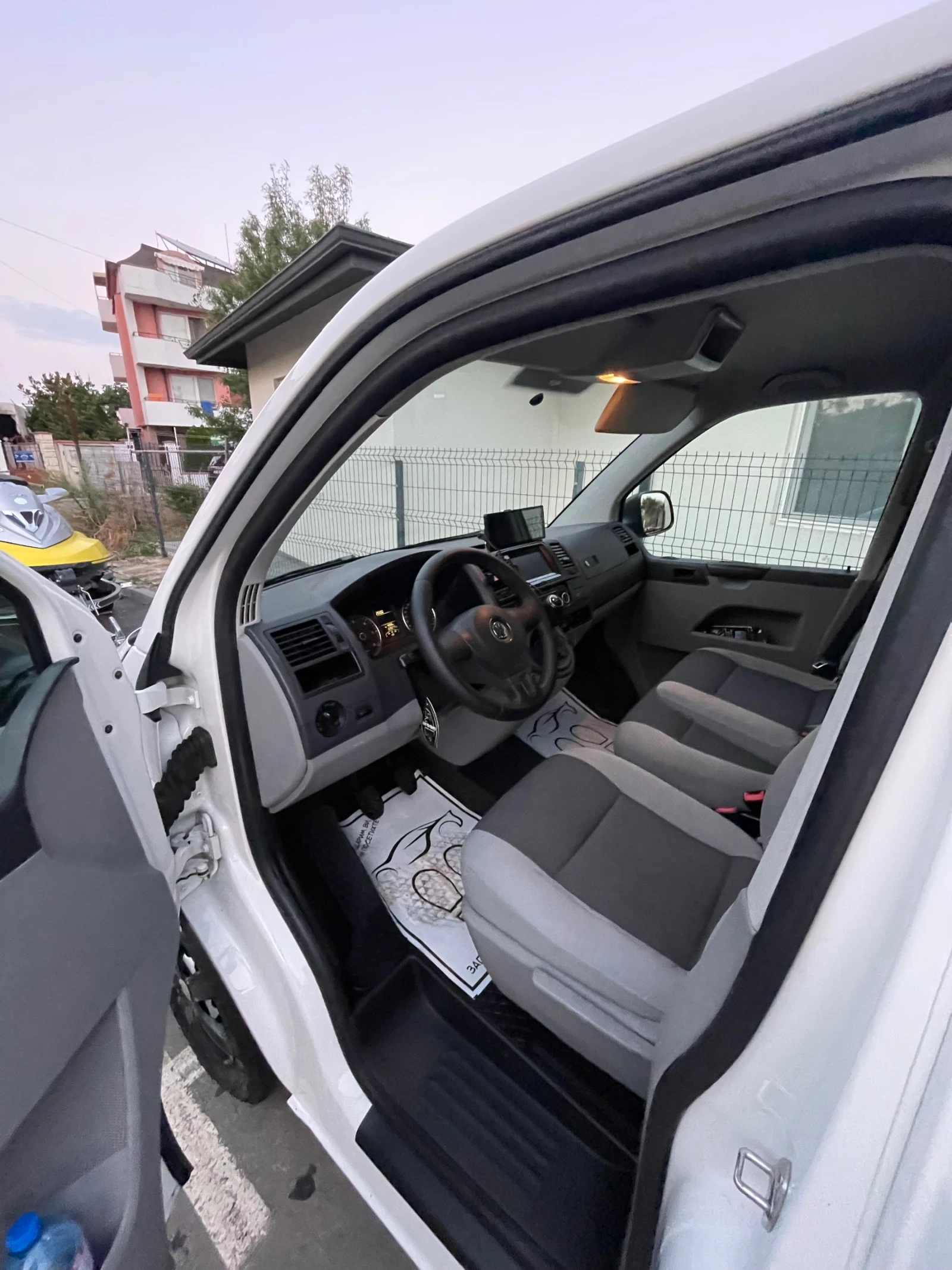 VW Transporter, снимка 9 - Бусове и автобуси - 55833987