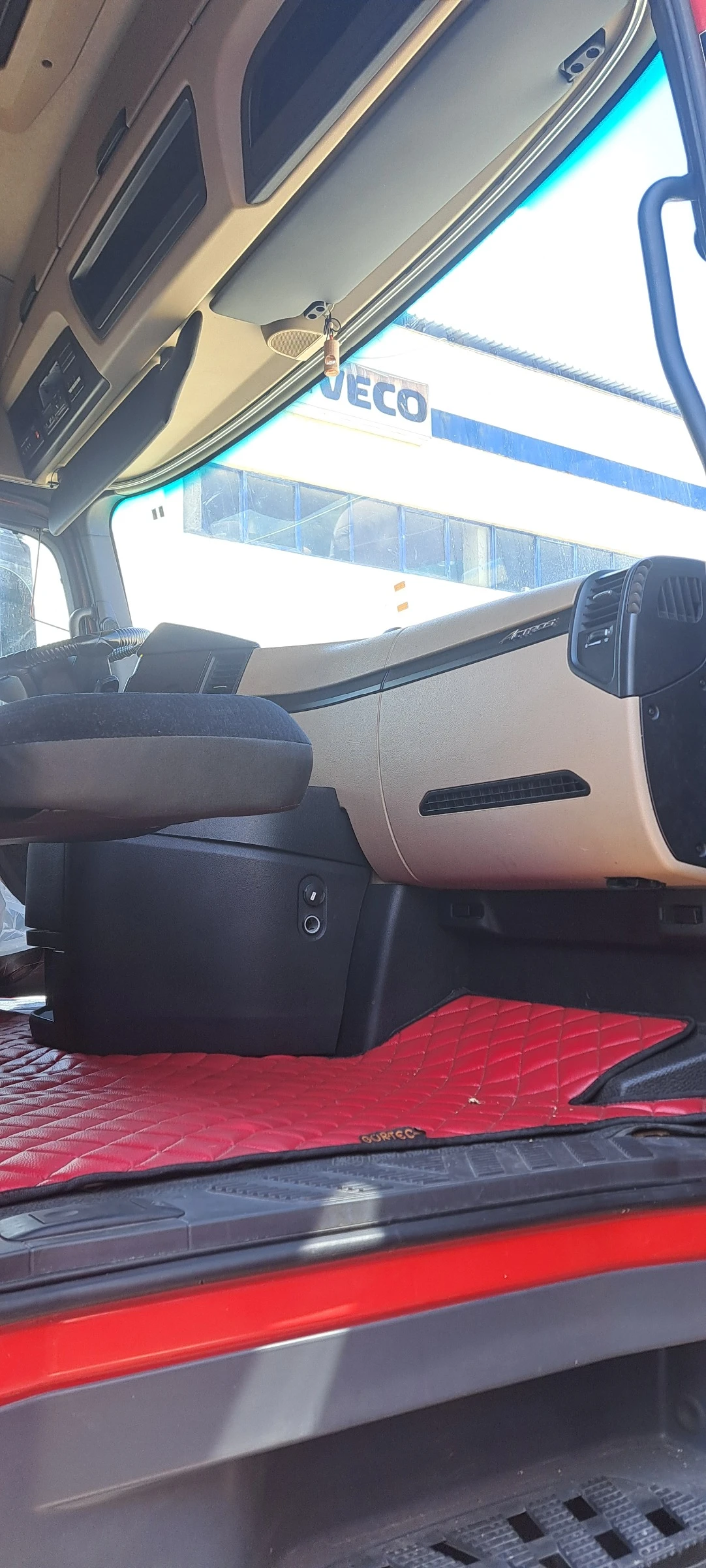 Mercedes-Benz 1842 | Mobile.bg   11