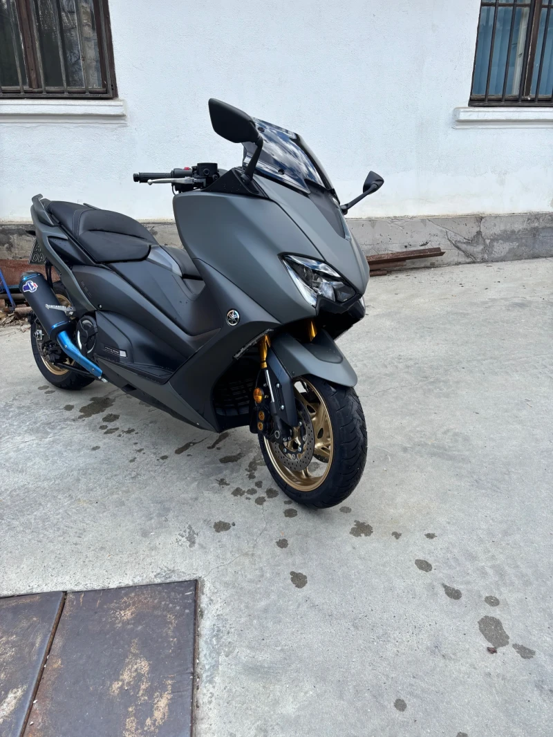 Yamaha T-max Tech max