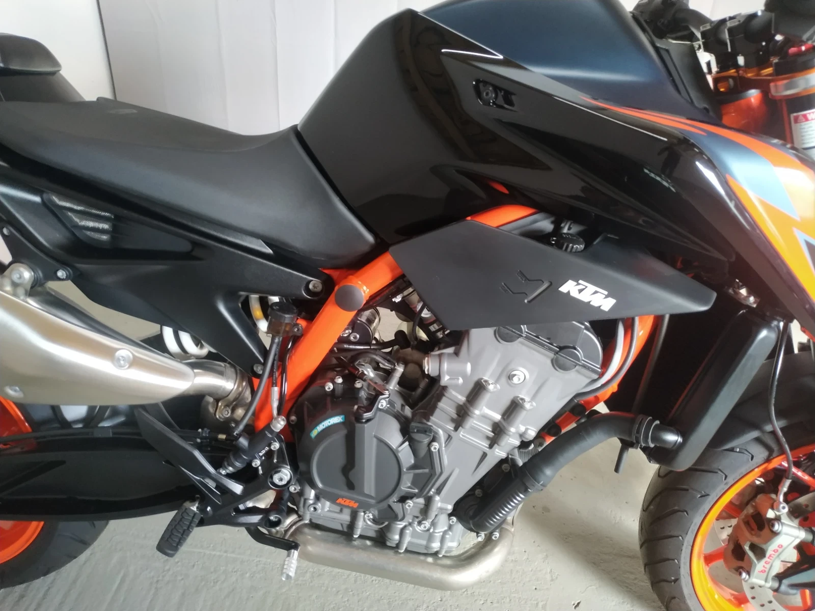 Ktm Duke 890R  ABS/TC - изображение 5