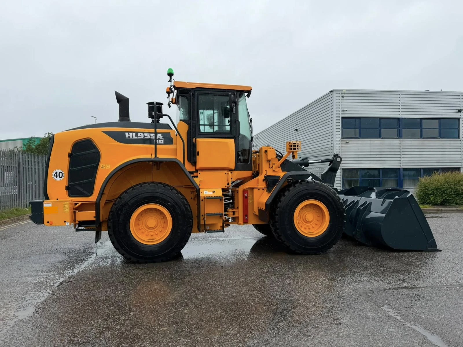 Челен товарач Hyundai HL 955 A HD ЧИСТО НОВА ЛИЗИНГ, снимка 6 - Индустриална техника - 55805917