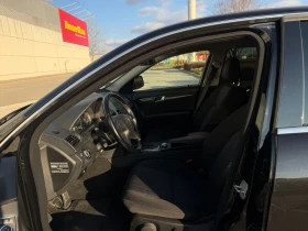Mercedes-Benz C 320, снимка 9