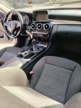 Mercedes-Benz C 180, снимка 13