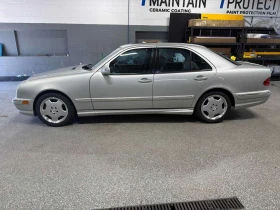 Mercedes-Benz E 55 * 5.5L * CARFAX * БЕЗ ПЪРВОНАЧАЛНА ВНОСКА, снимка 2