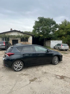 Toyota Auris 1.6 d4d lounge carplay full led, снимка 4