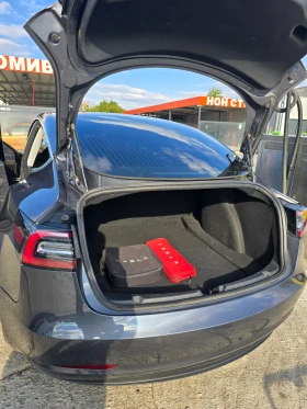 Tesla Model 3 Long Range, снимка 12