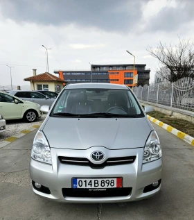 Toyota Corolla verso Капарирана/Продадена , снимка 3