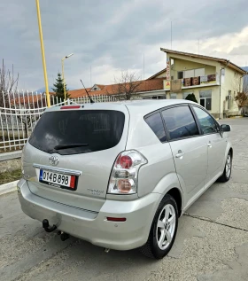 Toyota Corolla verso Капарирана/Продадена , снимка 4