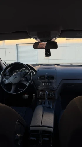 Mercedes-Benz C 320, снимка 6