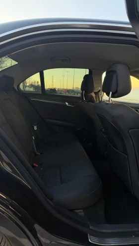 Mercedes-Benz C 320, снимка 4