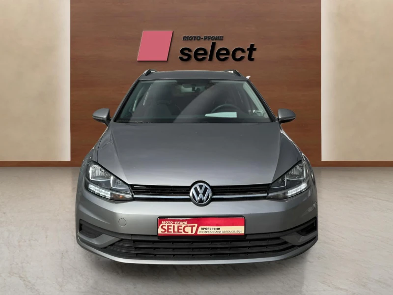 VW Golf 1.6 TDI, снимка 2 - Автомобили и джипове - 49590579