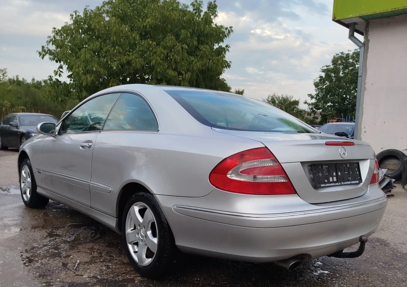 Mercedes-Benz CLK 200 Kompresor, снимка 7 - Автомобили и джипове - 51995314