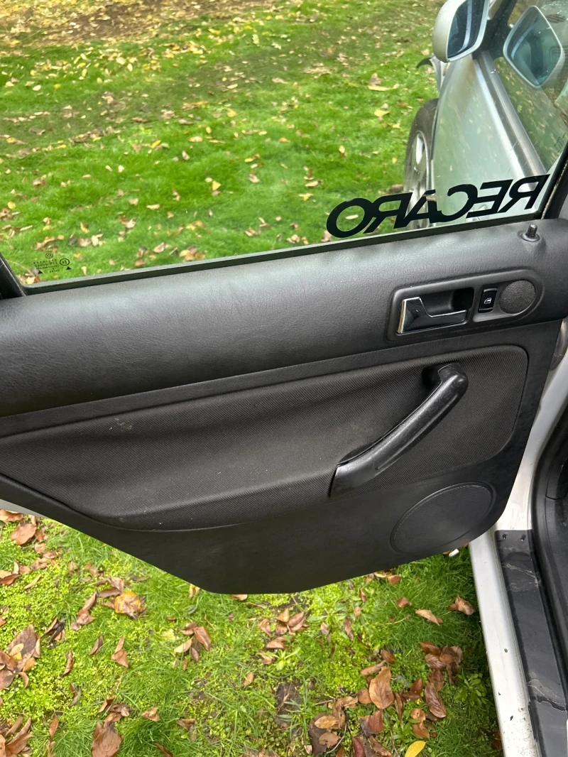 VW Golf, снимка 15 - Автомобили и джипове - 52341301