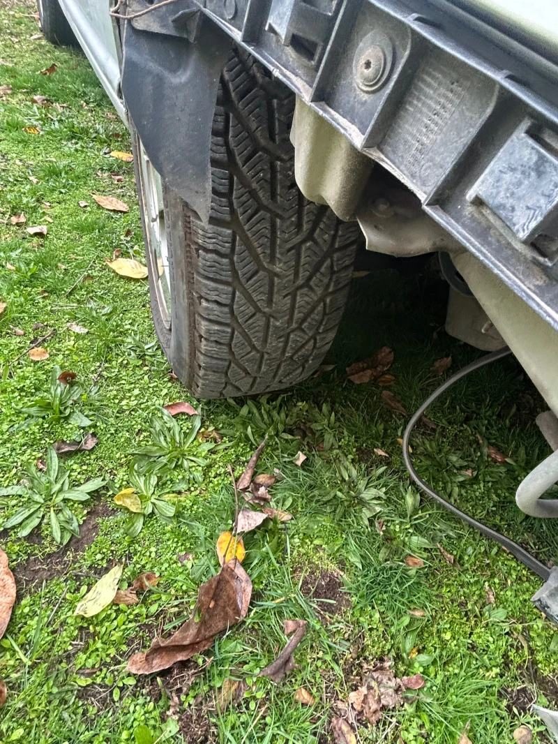 VW Golf, снимка 12 - Автомобили и джипове - 52341301