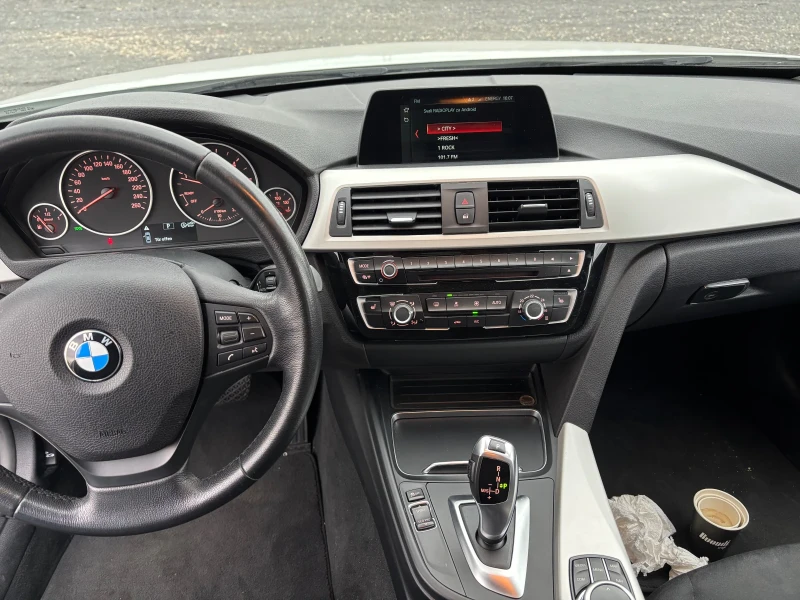 BMW 318, снимка 10 - Автомобили и джипове - 52996171