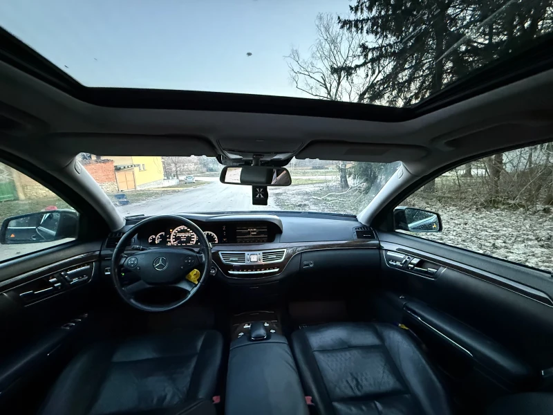 Mercedes-Benz S 350 d L* AMG* DIST+ * NICHT* LINE* ВАКУМ* МЪРТВА ТОЧКА, снимка 11 - Автомобили и джипове - 53538189