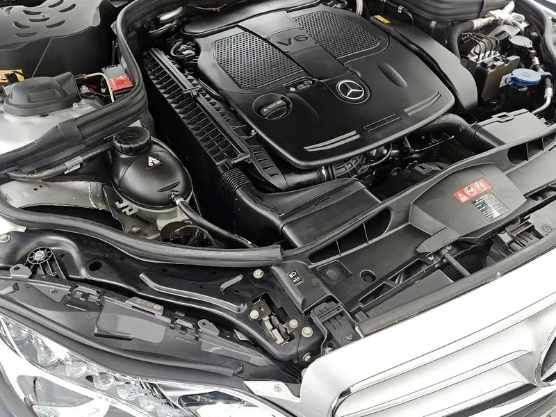 Mercedes-Benz E 350 4Matic Avantgarde, снимка 6 - Автомобили и джипове - 52845414