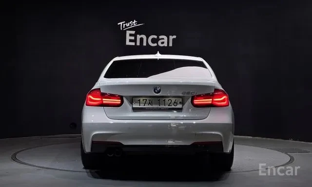 BMW 330 M Sport Shadow, снимка 4 - Автомобили и джипове - 53199983