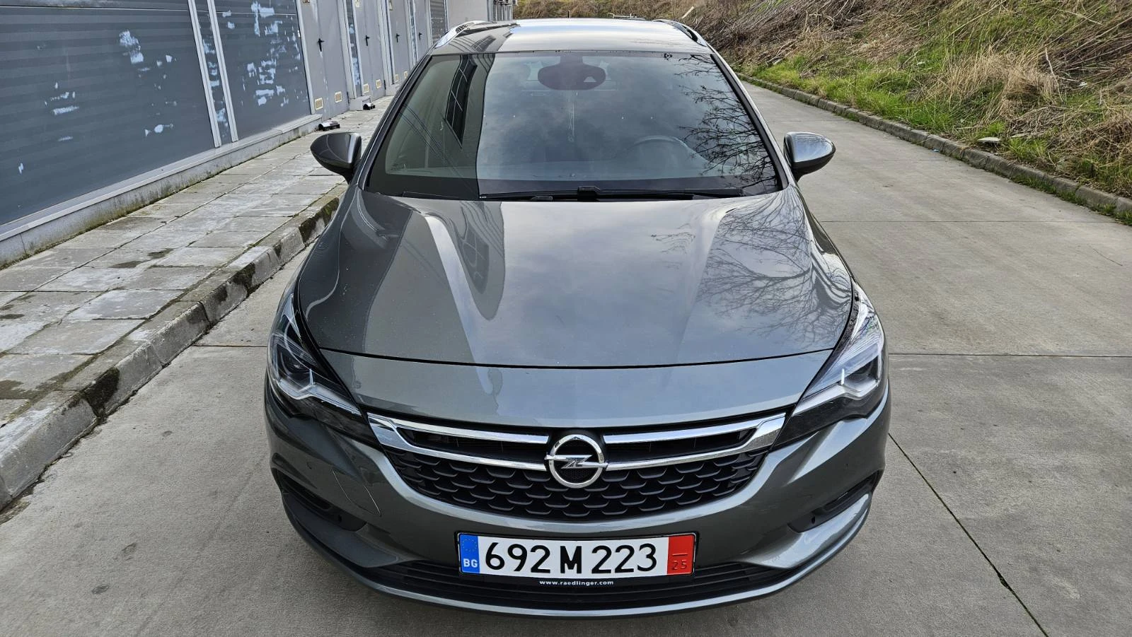 Opel Astra 1.6 CDTI LED NAVI AVTOMATIC 136 - изображение 2