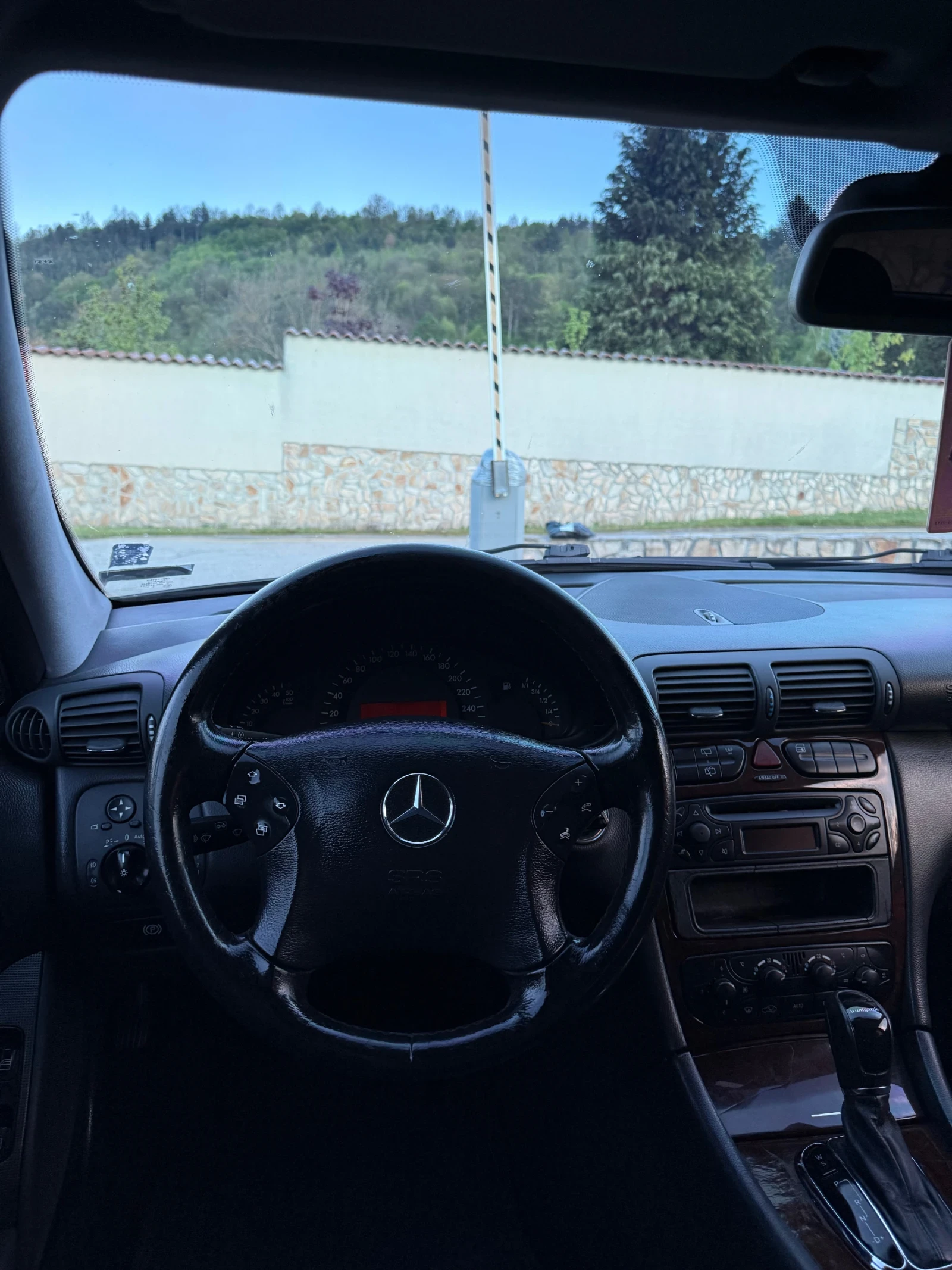 Mercedes-Benz C 220  - изображение 7