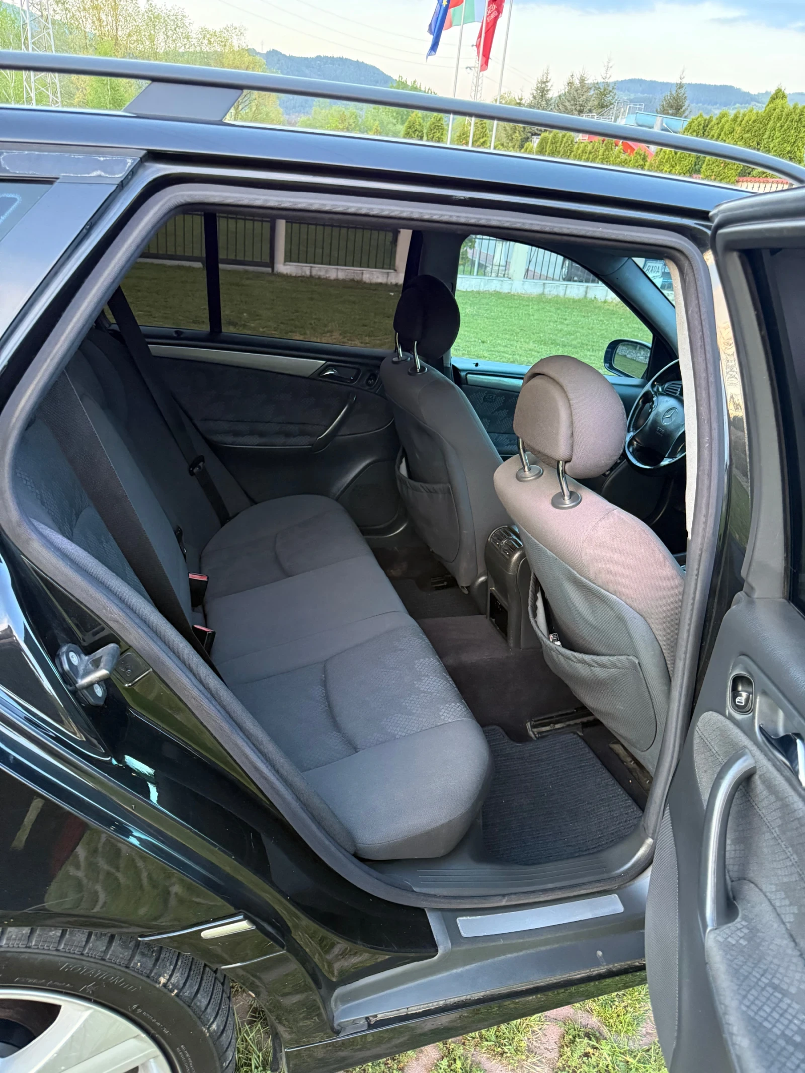 Mercedes-Benz C 220  - изображение 8