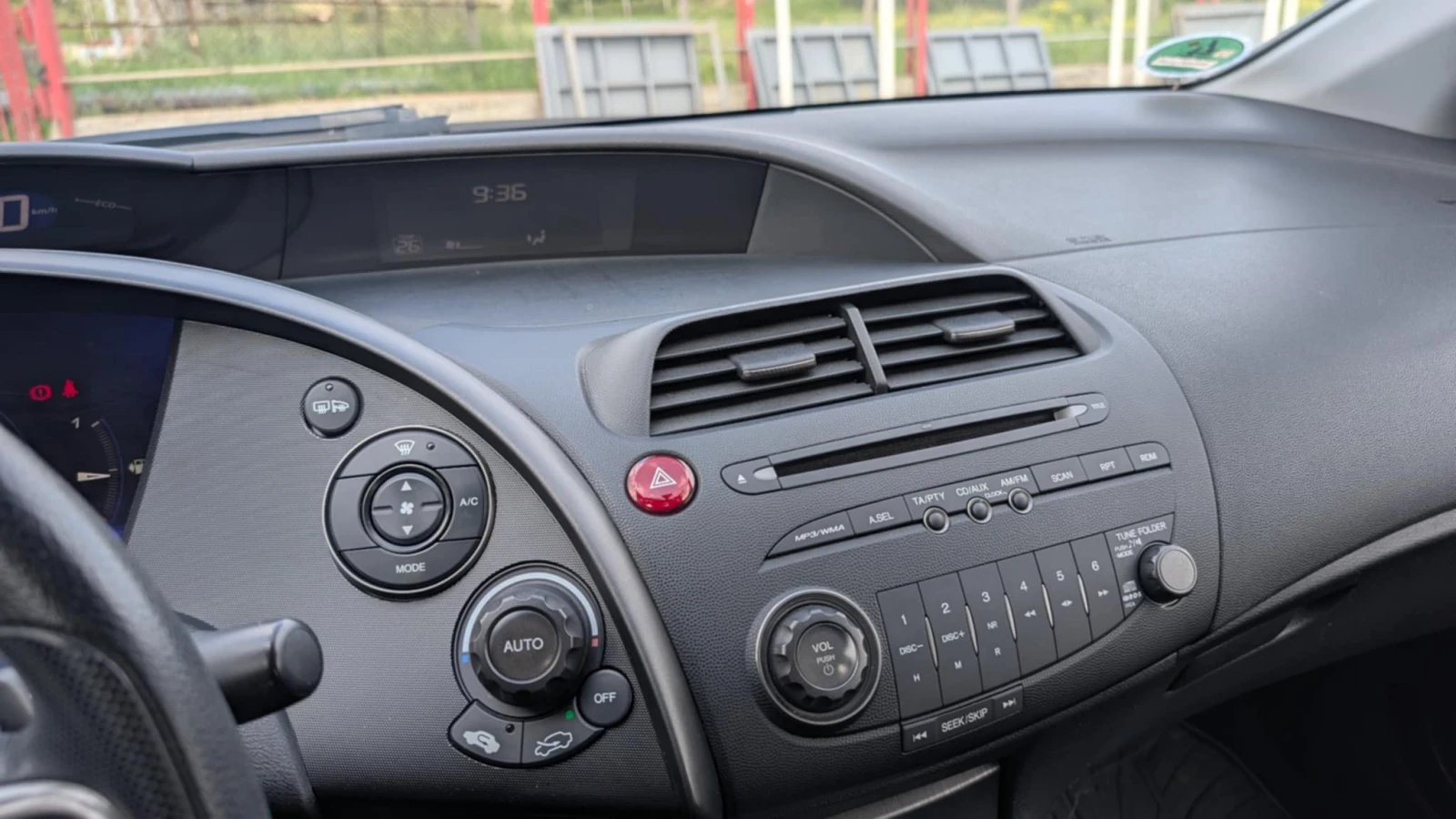 Honda Civic 1, 4 - изображение 7