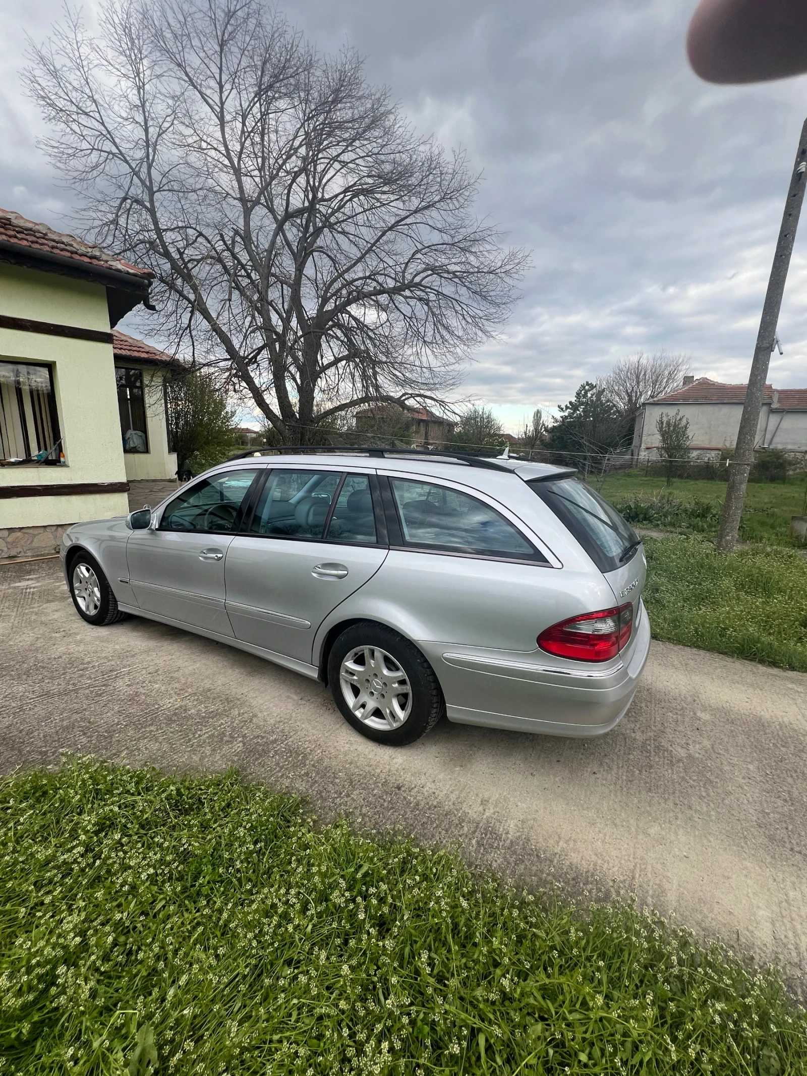 Mercedes-Benz E 280  - изображение 2