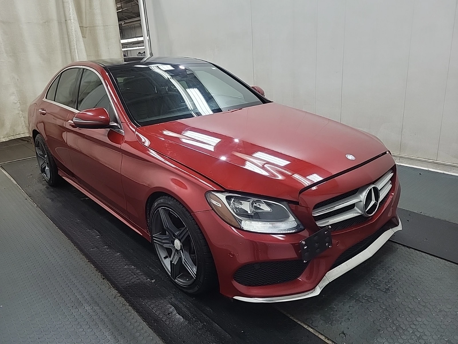 Mercedes-Benz C 300 4MATIC* BURMASTER* PANO* CARFAX*  - изображение 2