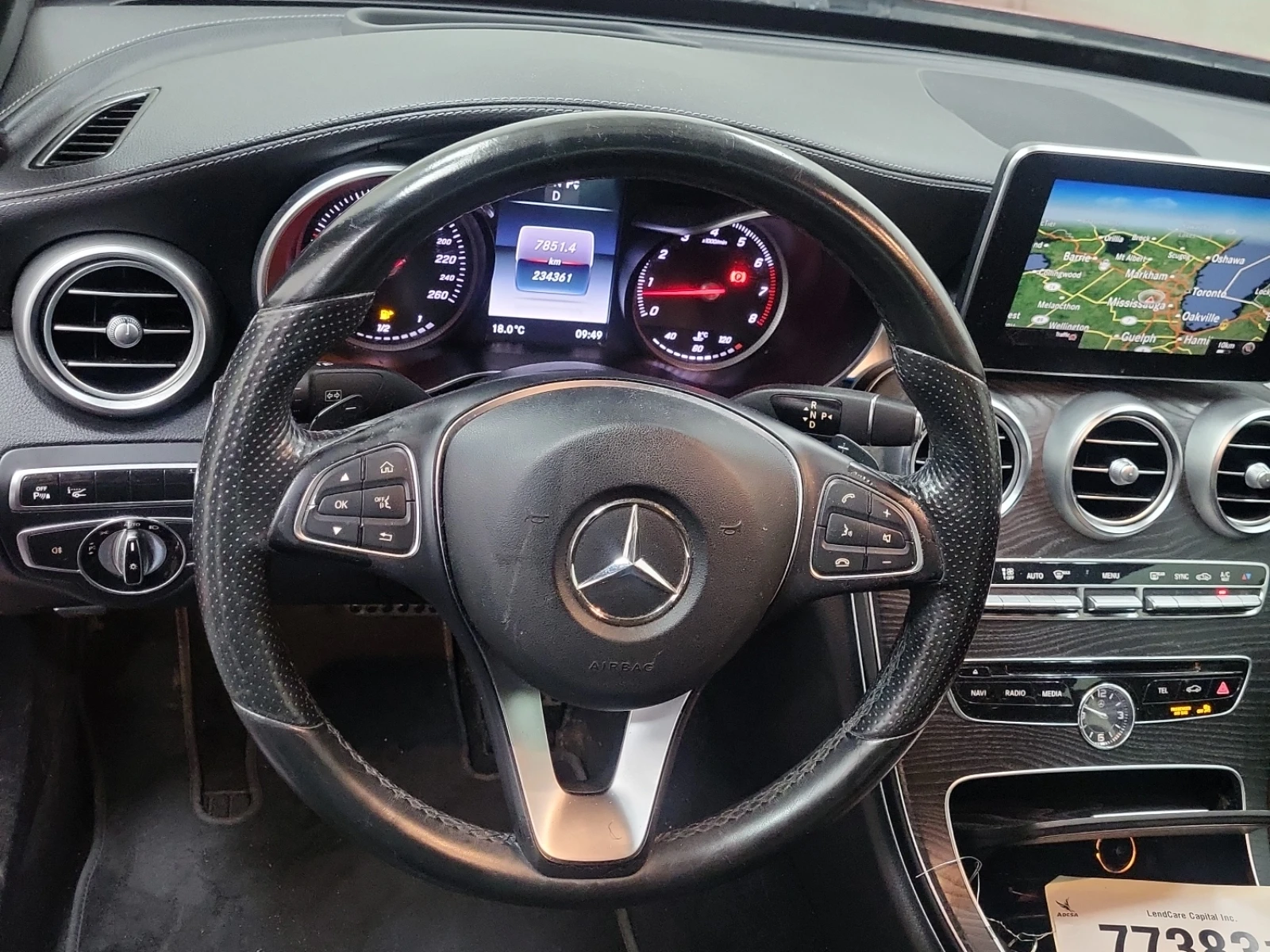 Mercedes-Benz C 300 4MATIC* BURMASTER* PANO* CARFAX*  - изображение 10