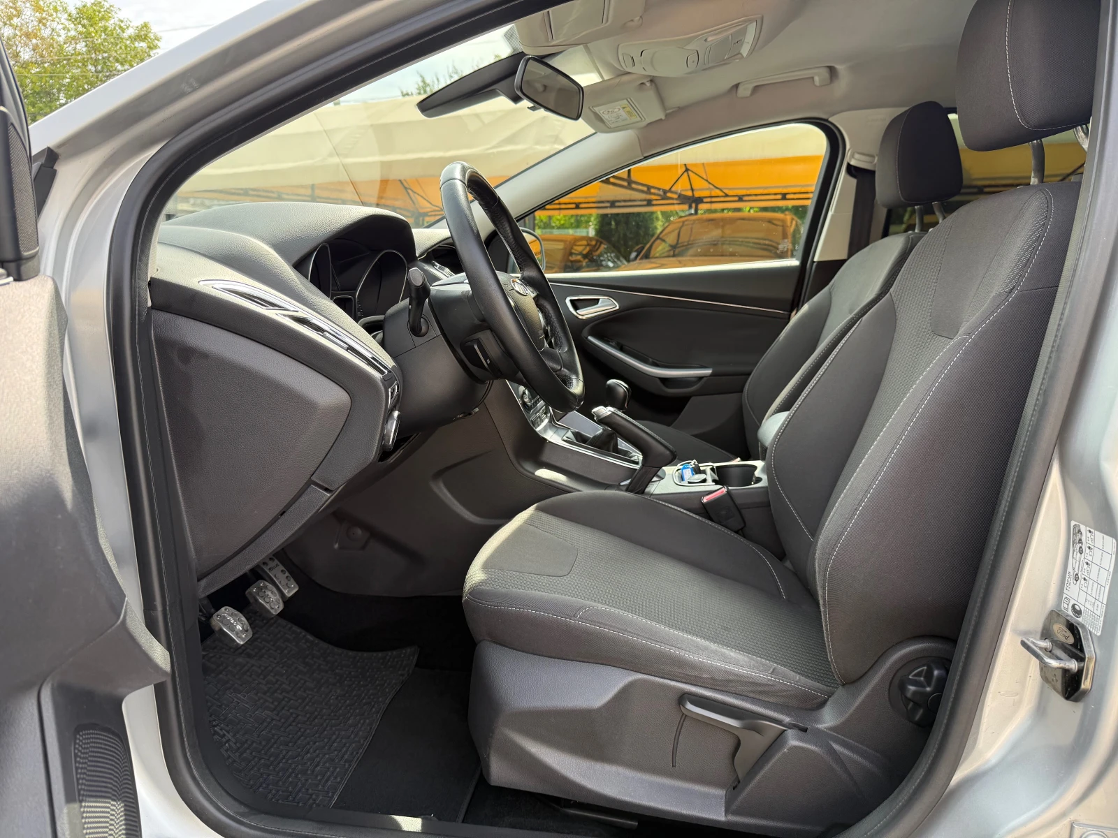 Ford Focus 1.6-TCDi-116kc ! ! 100% РЕАЛНИ КИЛОМЕТРИ-ДОКАЗУЕМИ - изображение 8