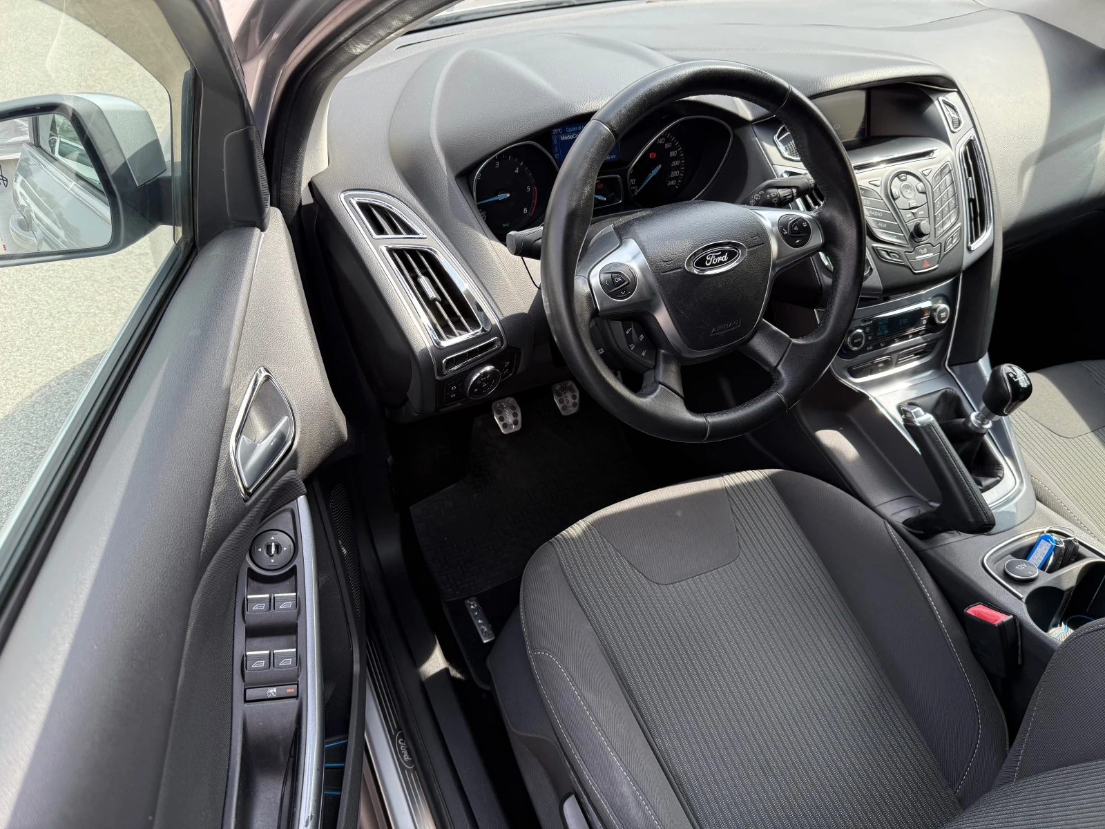 Ford Focus 1.6-TCDi-116kc ! ! 100% РЕАЛНИ КИЛОМЕТРИ-ДОКАЗУЕМИ - изображение 9