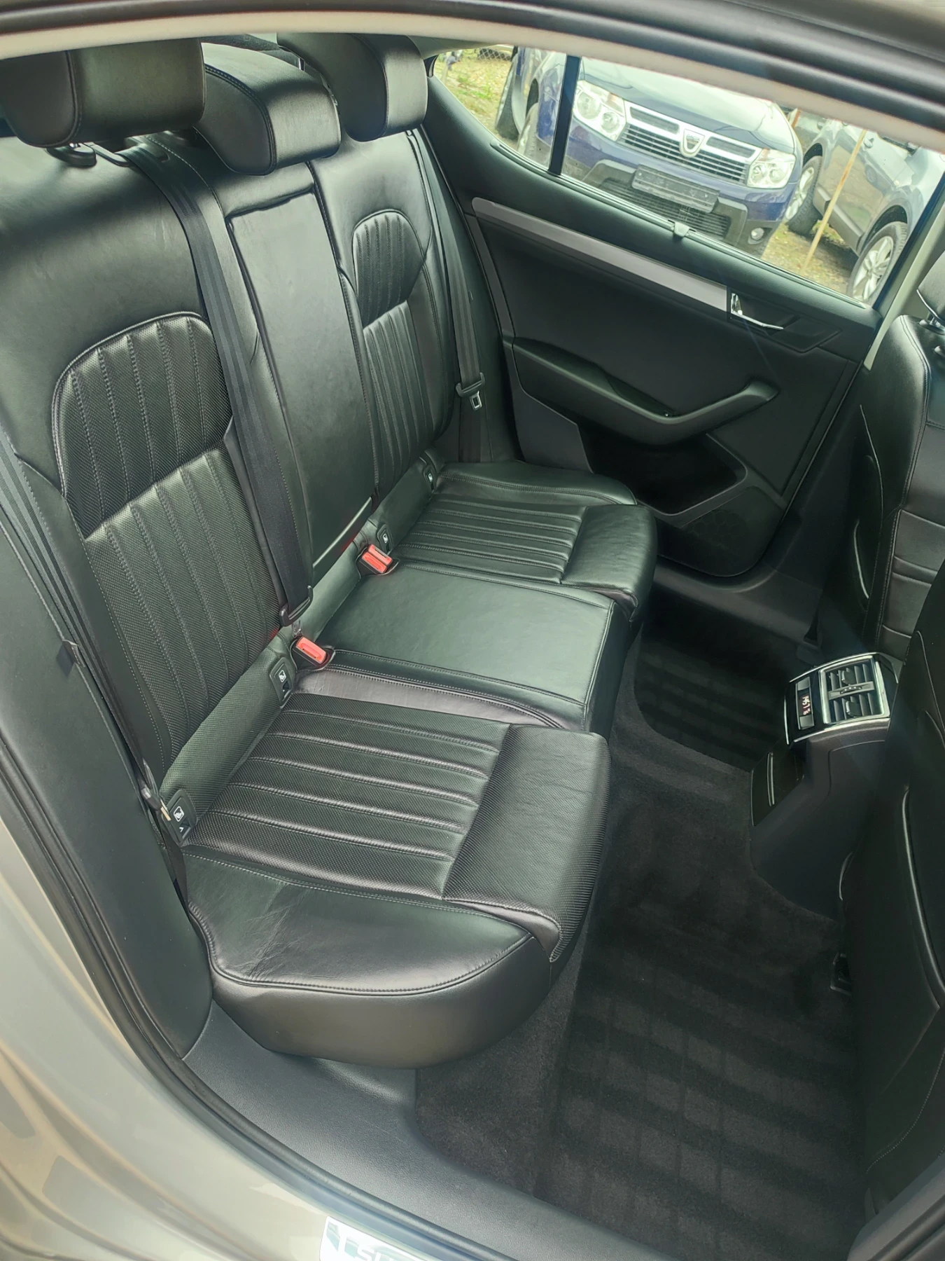 Skoda Superb 2.0TDI 190 44 BUSINESS LINE | Mobile.bg   14