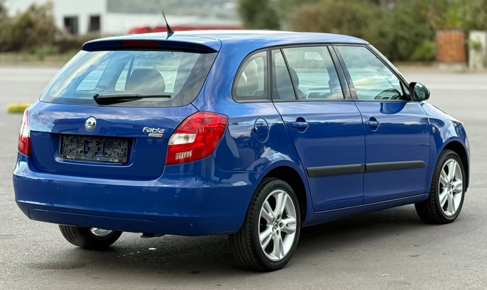 Skoda Fabia 1.2i 70кс * Климатроник*  - изображение 6