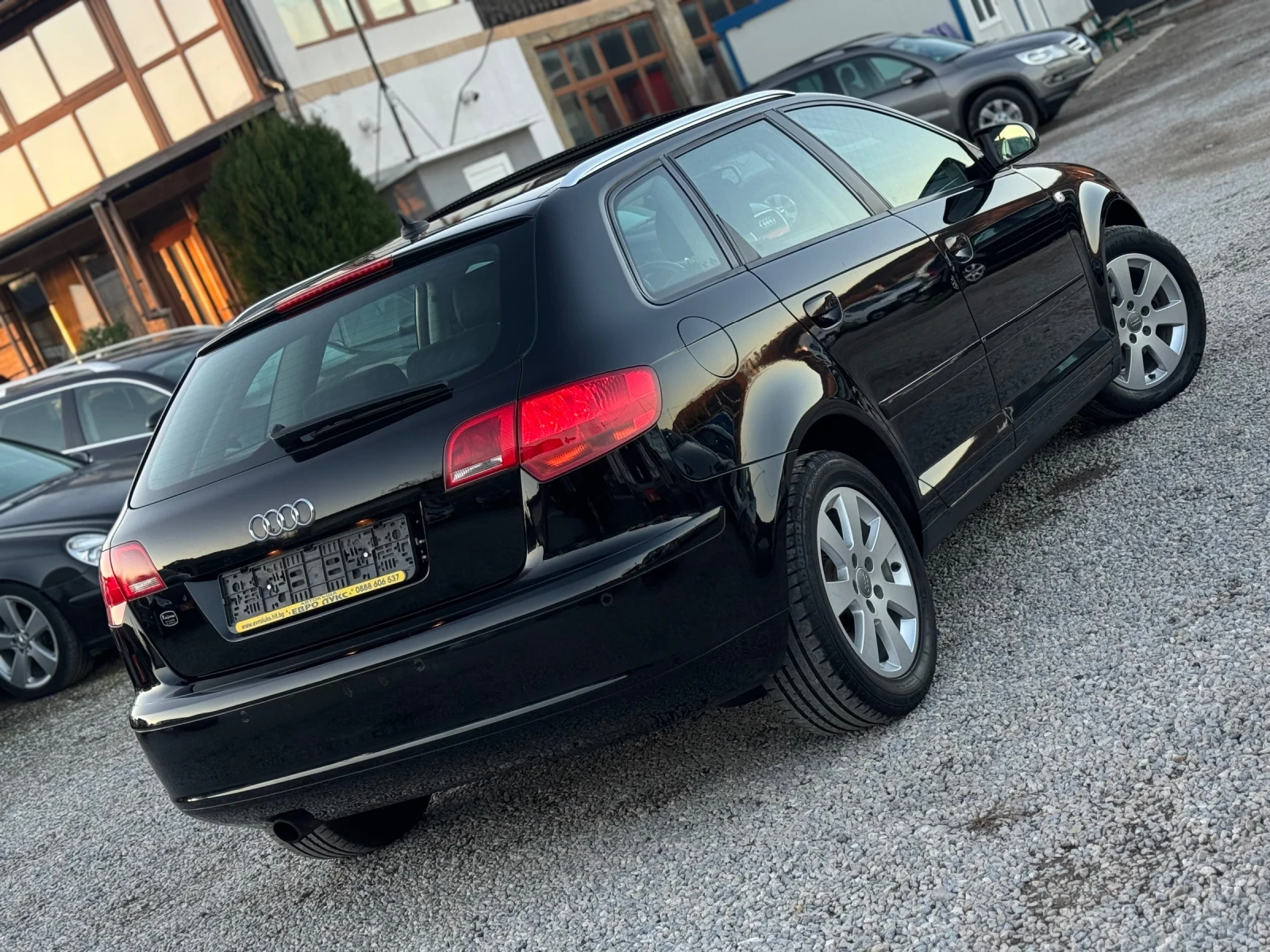 Audi A3 1.6i 102кс АВТОМАТИК ПАНОРАМА ПЕРФЕКТНА  - изображение 6