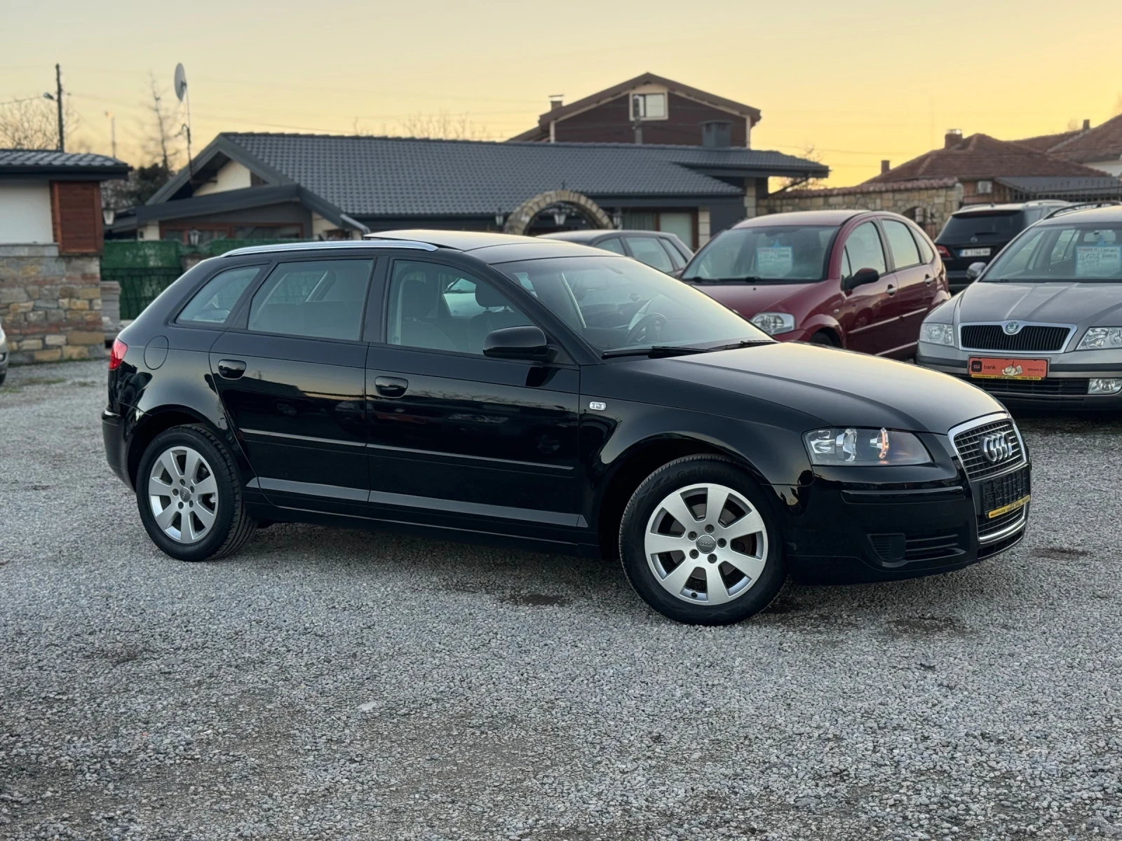 Audi A3 1.6i 102кс АВТОМАТИК ПАНОРАМА ПЕРФЕКТНА  - изображение 7