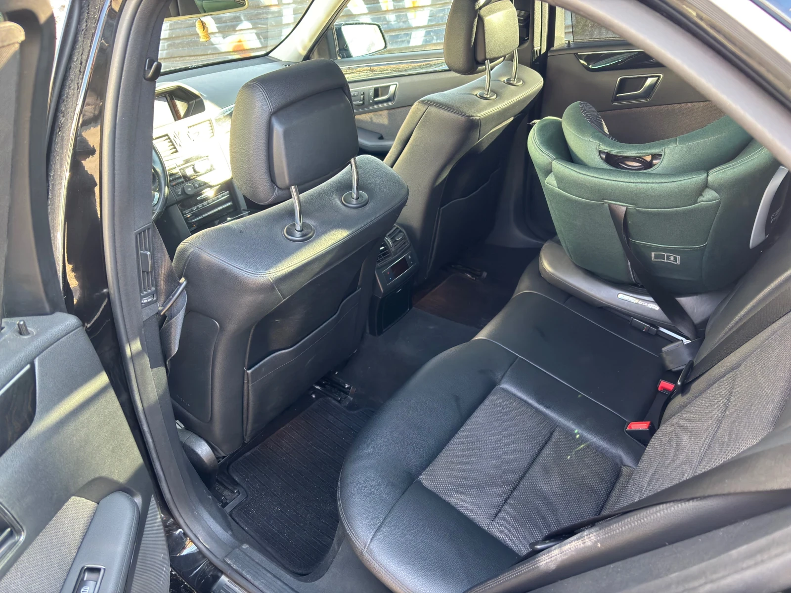 Mercedes-Benz E 350 4Matic - изображение 8