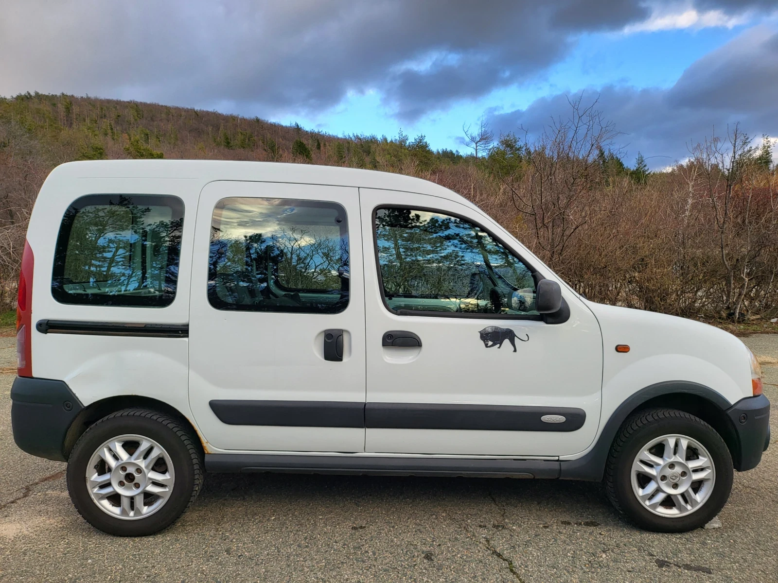 Renault Kangoo 1.6 i 4?4, снимка 4 - Автомобили и джипове - 53623787