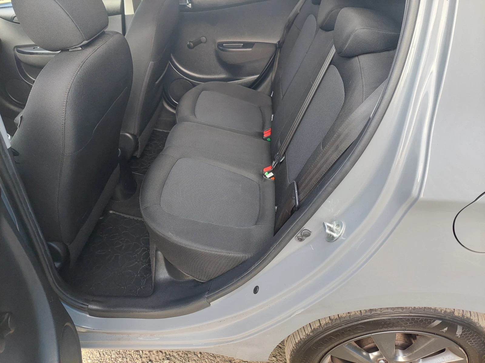 Hyundai I20 Life Go, снимка 11 - Автомобили и джипове - 53752769