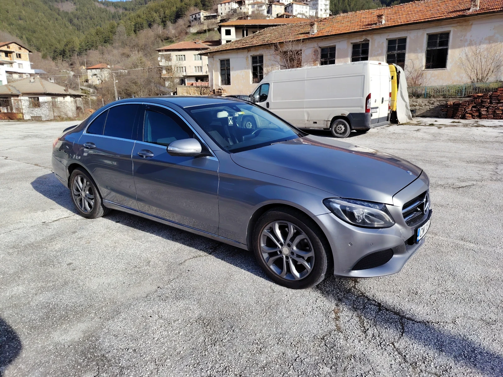 Mercedes-Benz C 180, снимка 3 - Автомобили и джипове - 53908353