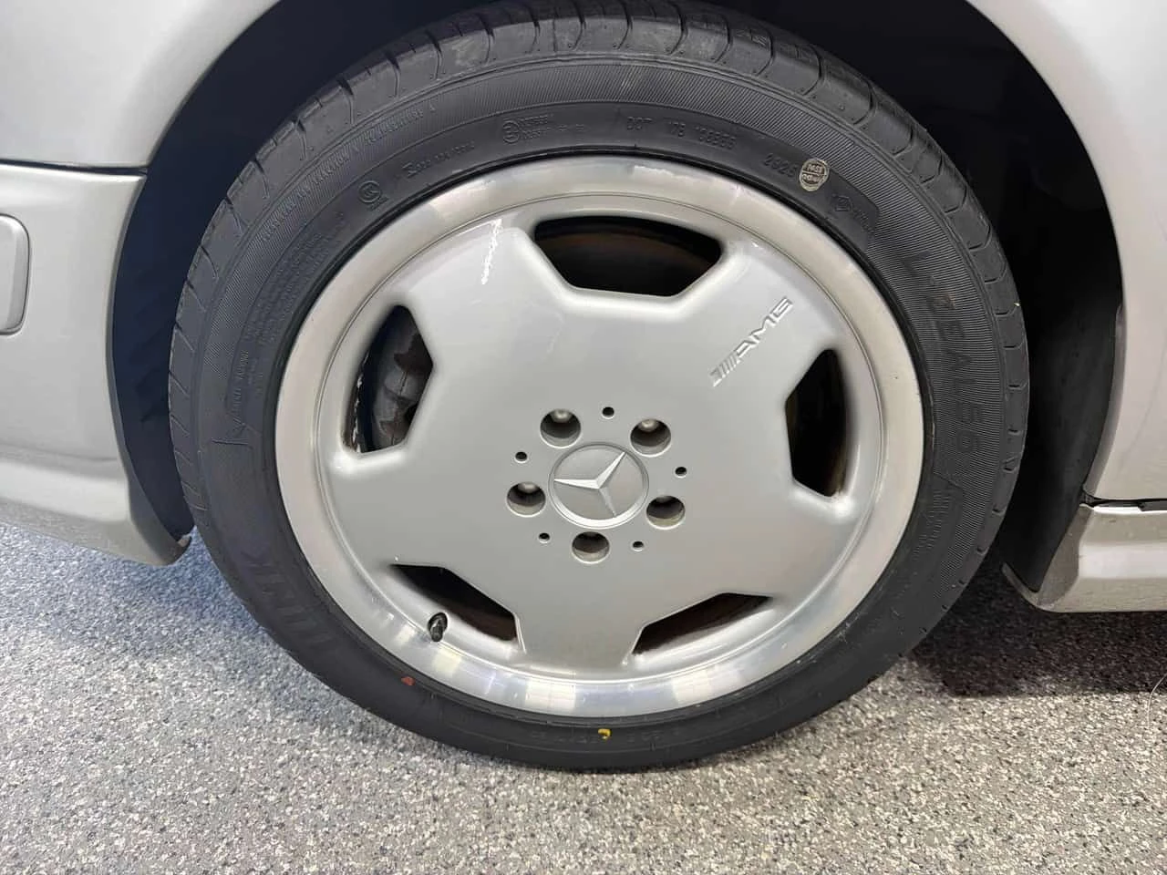 Mercedes-Benz E 55 * 5.5L * CARFAX * БЕЗ ПЪРВОНАЧАЛНА ВНОСКА, снимка 7 - Автомобили и джипове - 54107952