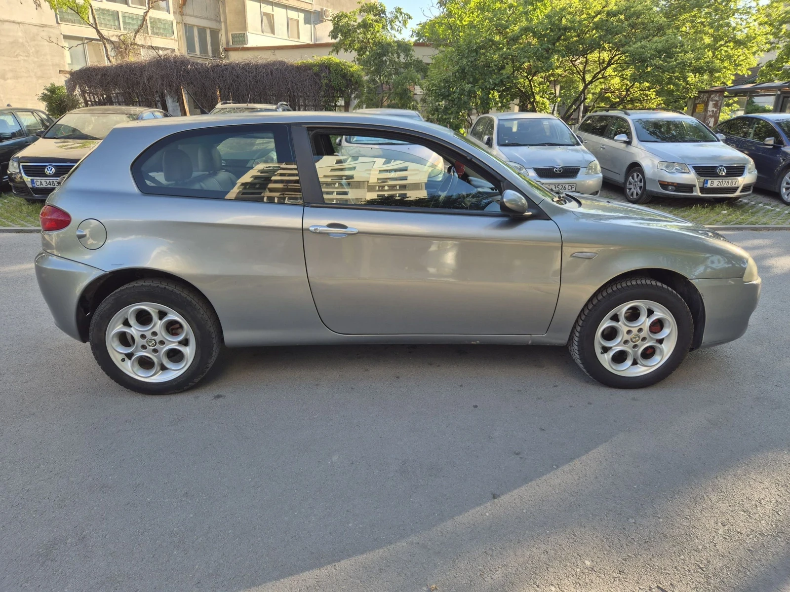 Alfa Romeo 147, снимка 6 - Автомобили и джипове - 54712767