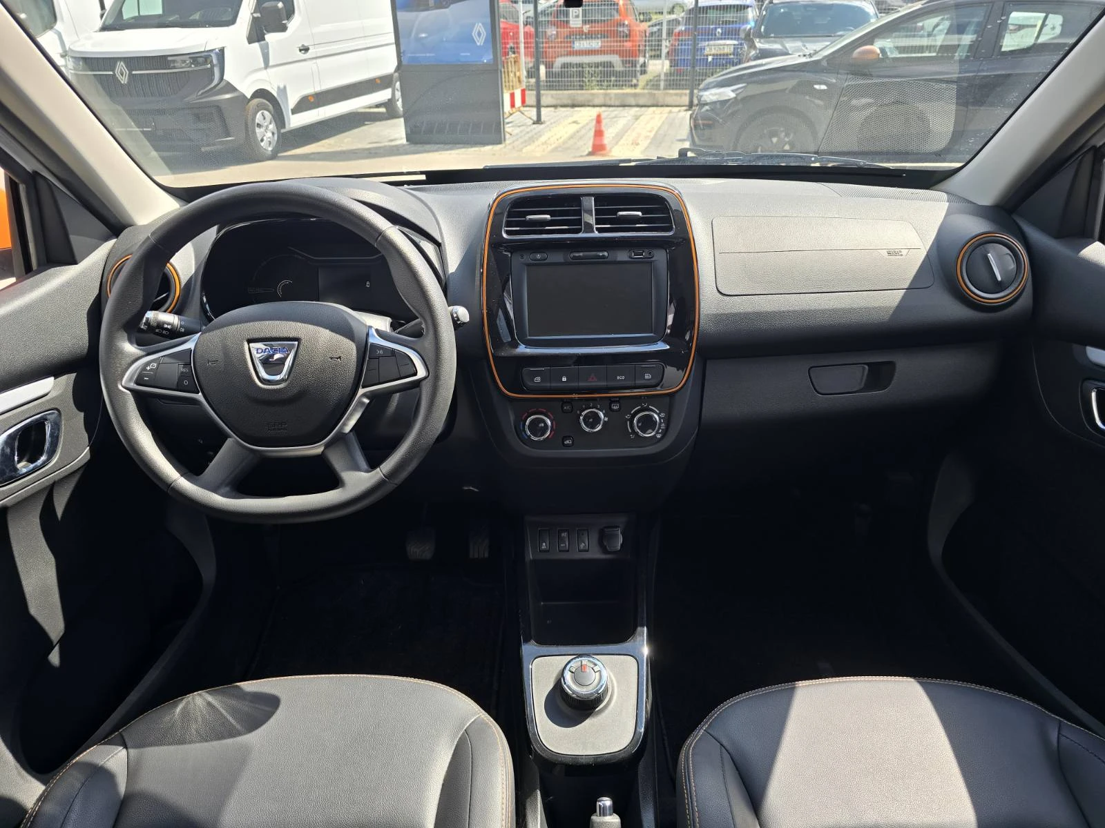 Dacia Spring 33 kW/h, снимка 7 - Автомобили и джипове - 55077822